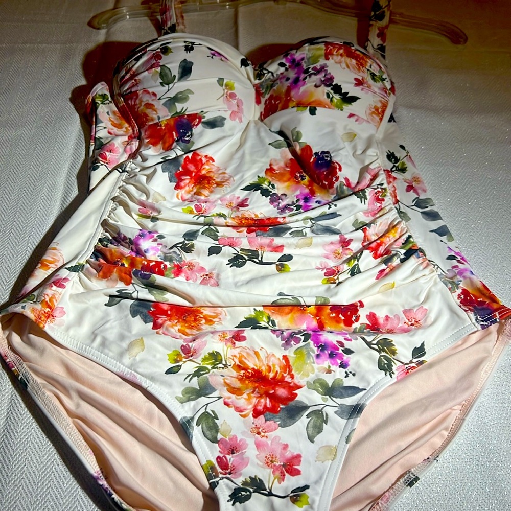 Vibrant Swimsuit Multi-fit cup by Niptuck Swim